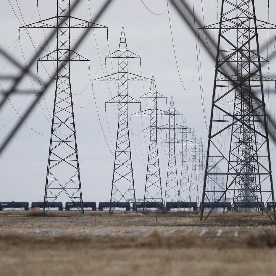 Manitoba premier cites need for affordable electricity rates as rate hike floated